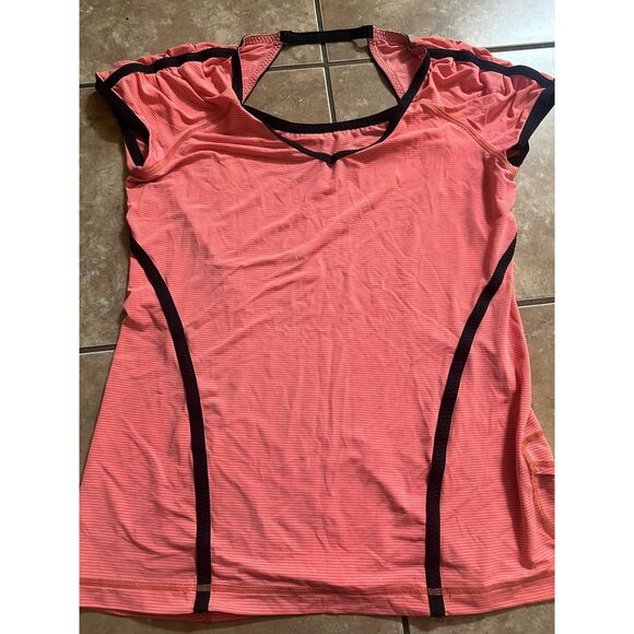 Lululemon 10 Pink Coral SS Active Top Blouse Trim Accents Cut Out - Picture 1 of 6